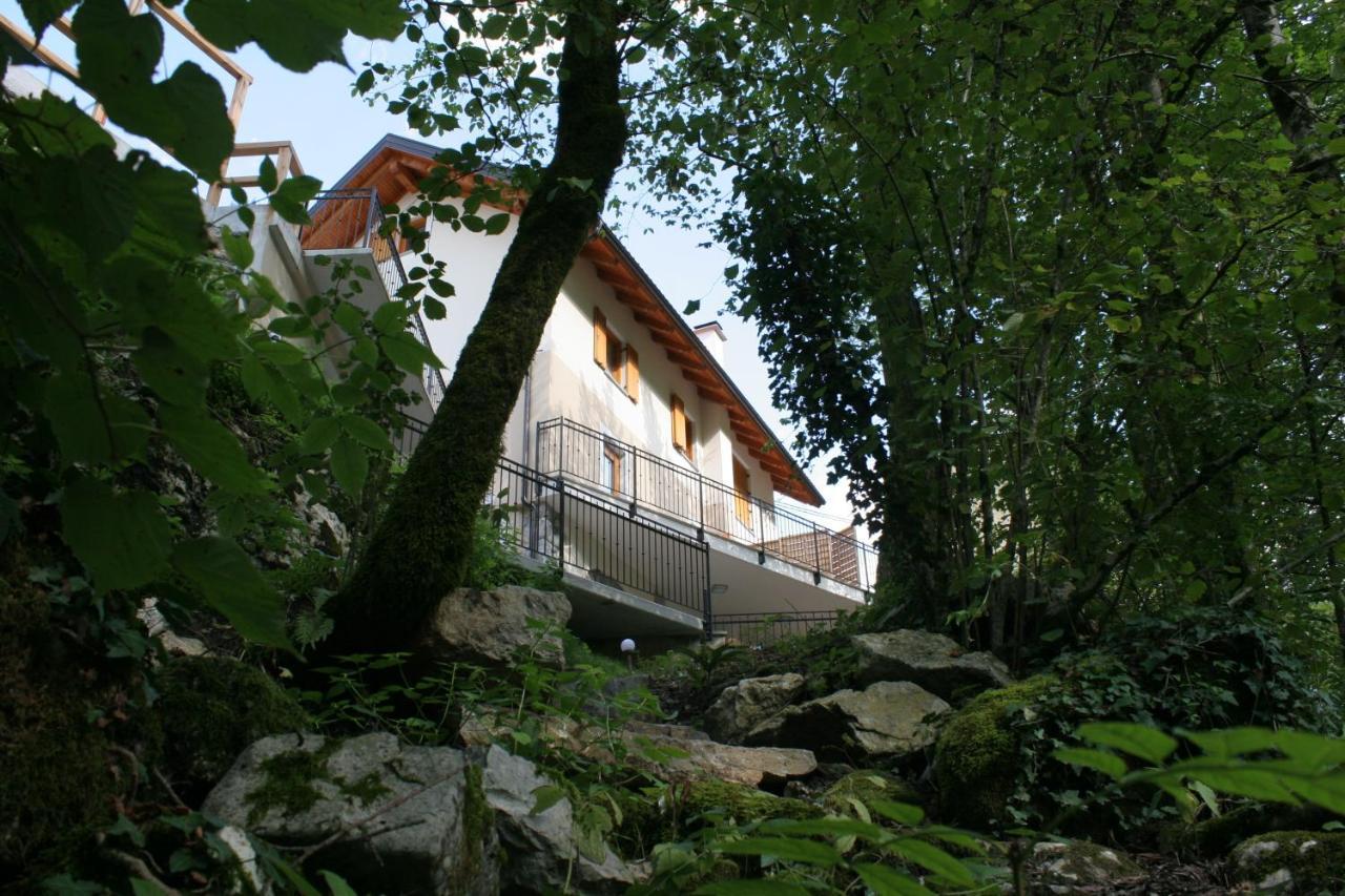 Apartments Jez Slap ob Idrijci Exterior photo